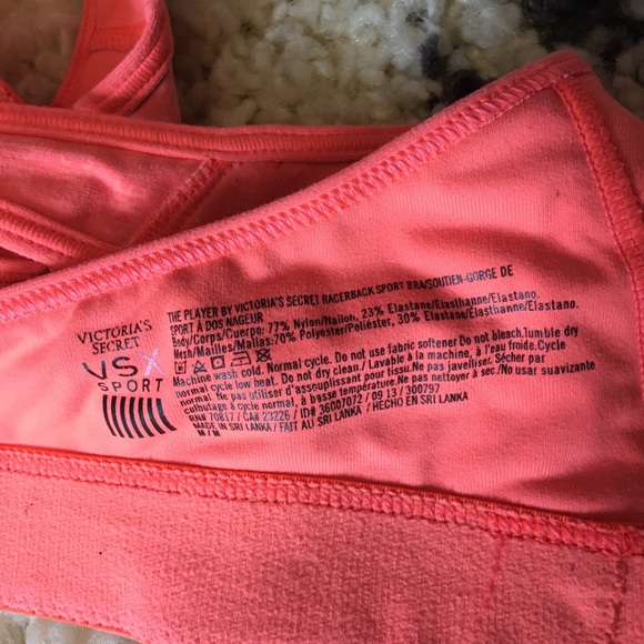 Victoria’s Secret Sports Bra - Picture 3 of 4